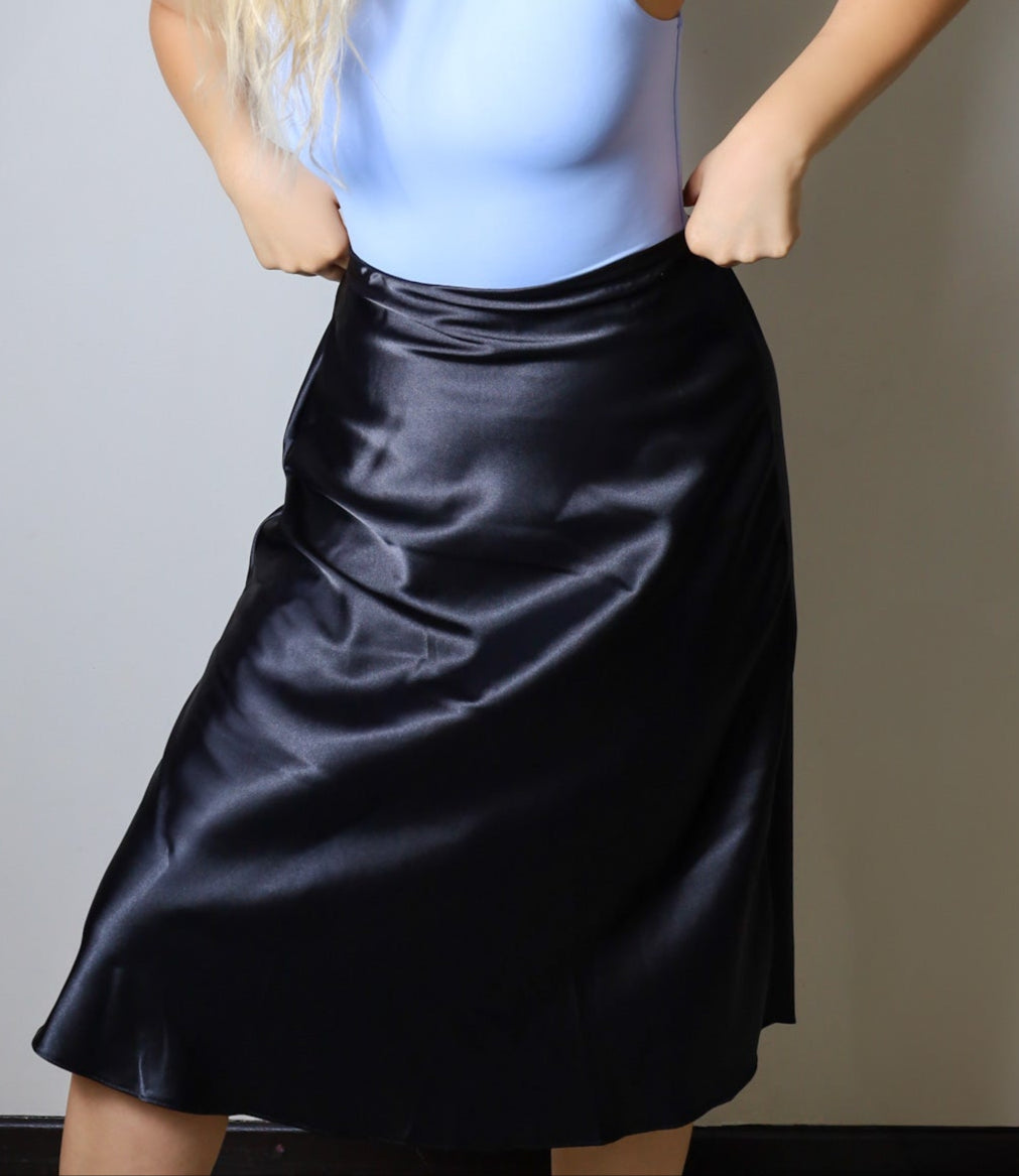 Falda Satin